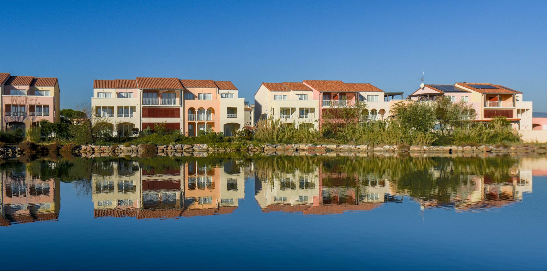 Maisons et villas : jusqu'à -35% en mai, mai, juin, juillet, août & septembre, sur toutes les résidences LAGRANGE avec piscine privée ou commune
