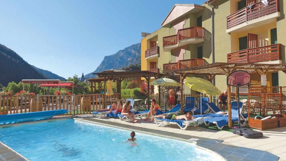 TUI Live Happy Sale : 100€ de réduction sur toutes les vacances en voiture ou près de chez vous
