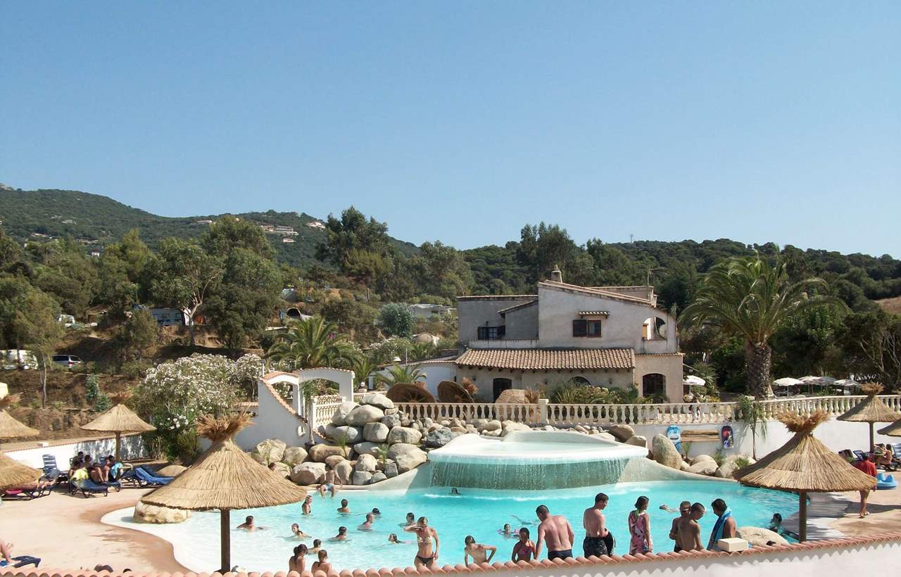 Vacances Corse : jusqu'à -30% sur les locations Odalys + jusqu'à -35% sur une sélection de traversées Corsica Linéa