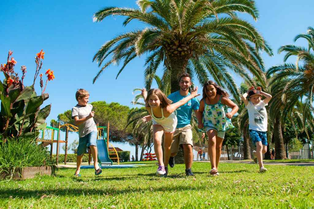 Vacances en Corse : séjours en club dès 112€ par personne avec ou sans transport