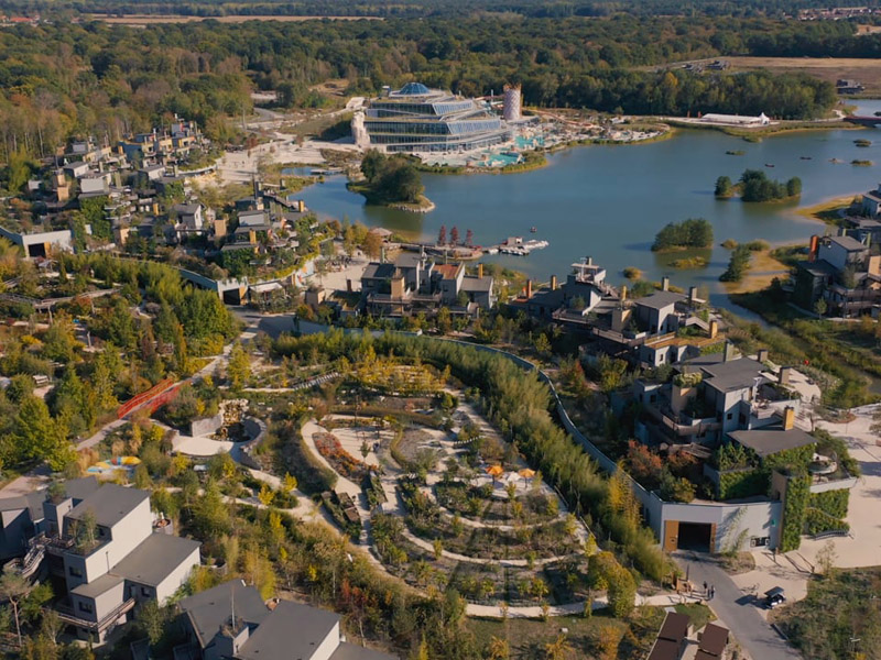 Avantages Réservation Rapide : jusqu'à - 36% sur votre séjour au Center Parcs; profitez-en pour découvrir Village Nature Paris