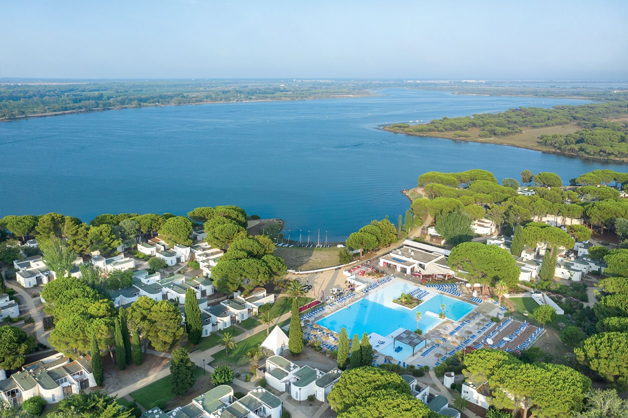 Vacances Pâques 2024, jusqu'à -25% et remise supplémentaire de 100€ sur une sélection de résidences et clubs Belambra photo 2