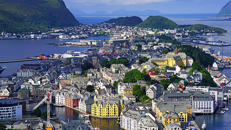 TOP 4 Voyages d'exception en Scandinavie & Islande à faire au moins une fois dans sa vie
