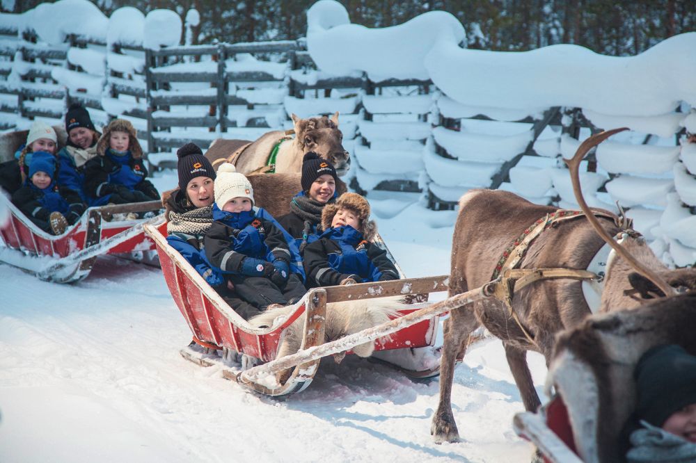 Séjour Laponie + Excursions du 24 décembre au 1er janvier 2023 au départ de Bruxelles dès 3854 € pour 2 adultes