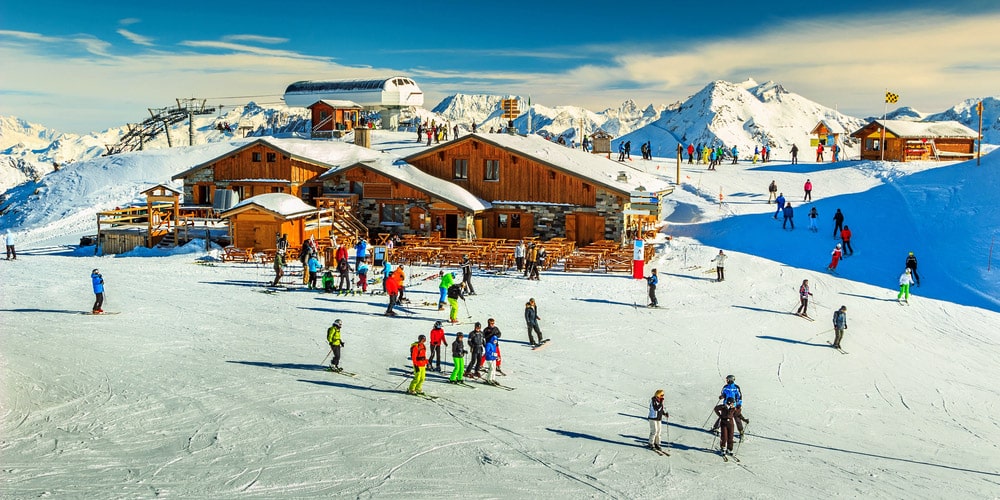 Ventes Privées SKI en Résidences Lagrange 3 et 4* avec Piscine couverte chauffée, jusqu'à -35% de remise (dès 229€ la semaine pour 4 personnes)