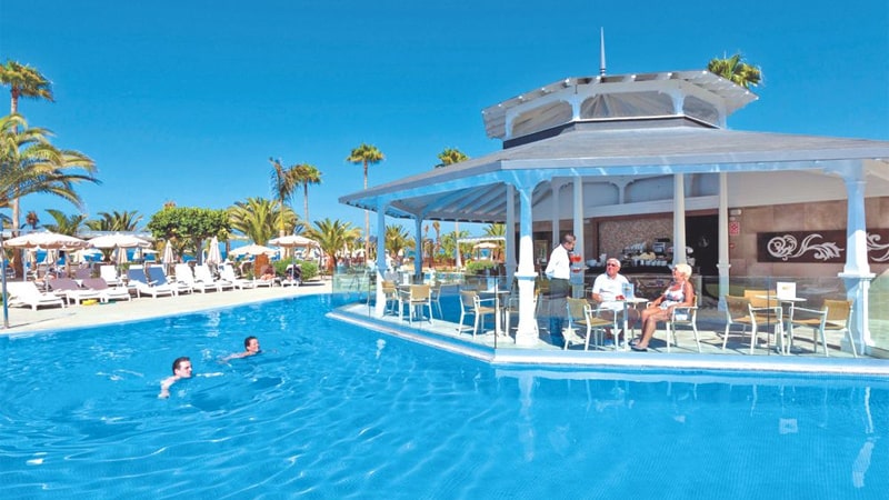 TUI Live Happy Sale : jusqu'à 200€ supplémentaires sur vos vacances en avion avec TUI Belgique avec code promo