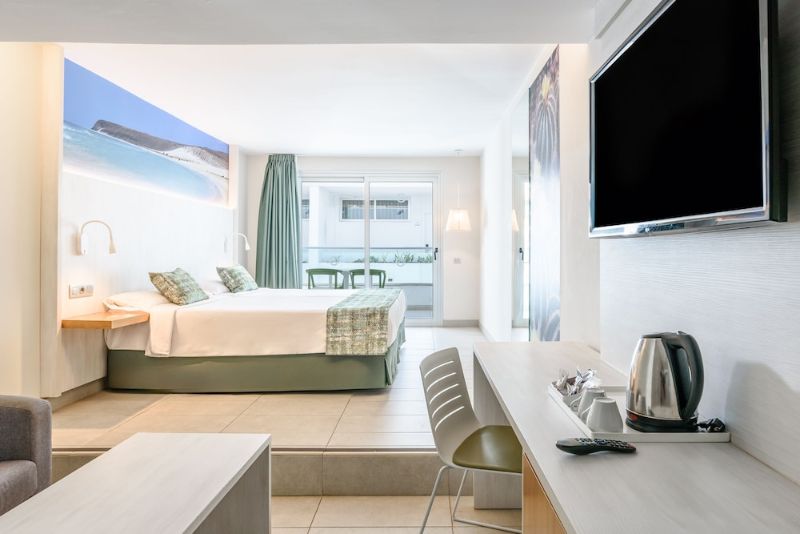 Hôtel Fergus Cactus Garden 4*