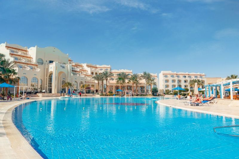 Club Coralia Royal Lagoons Aqua Park Resort & Spa 4*